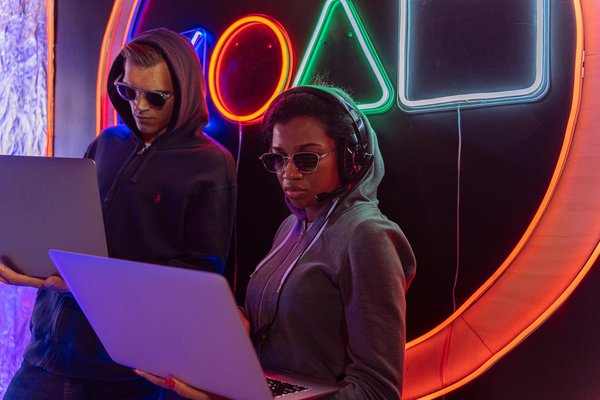 Enhancing customer loyalty: cutting-edge ai tactics for e-commerce success in the uk